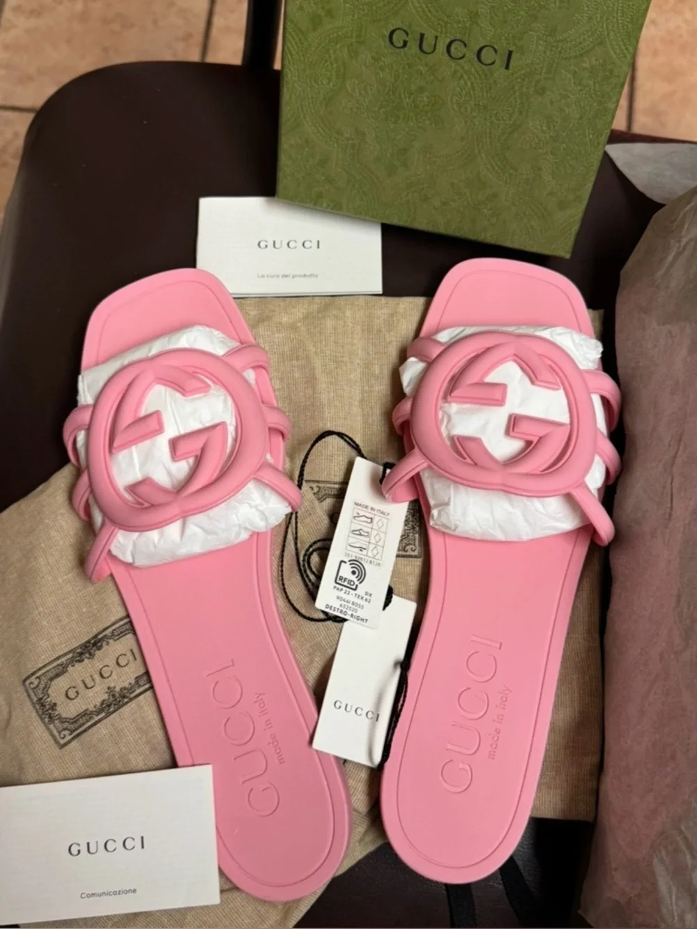 Gucci Wild Rose Slides with Interlocking GG - Size 40 (US 9) - Picture 3 of 7